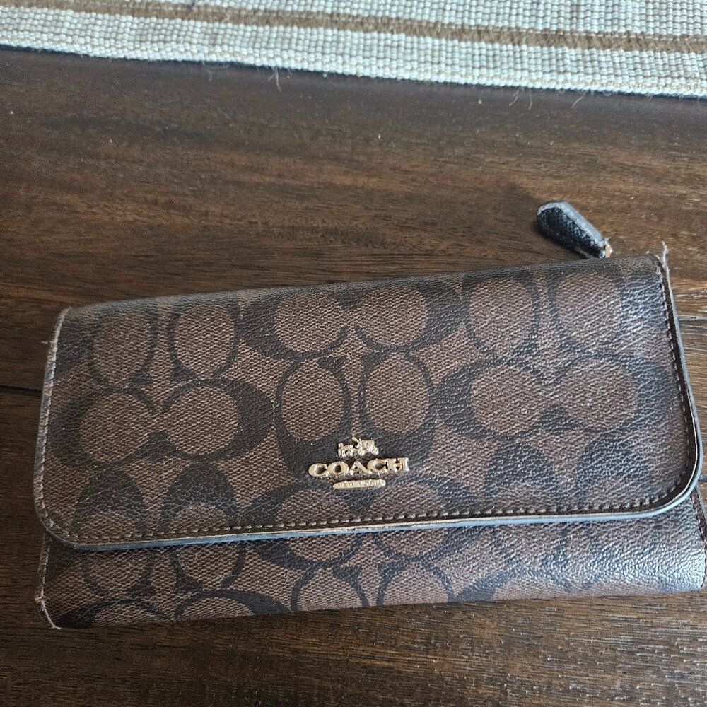Coach signature C wallet